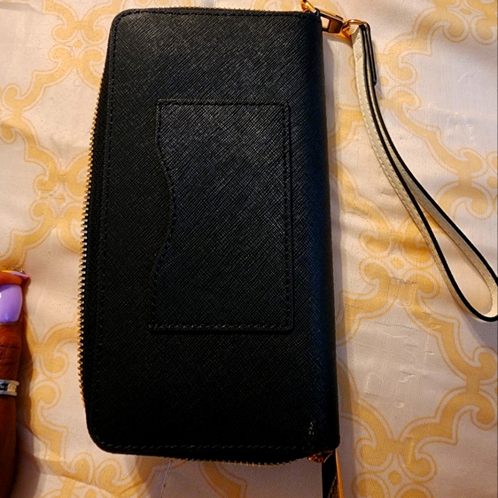 Tory Burch wallet